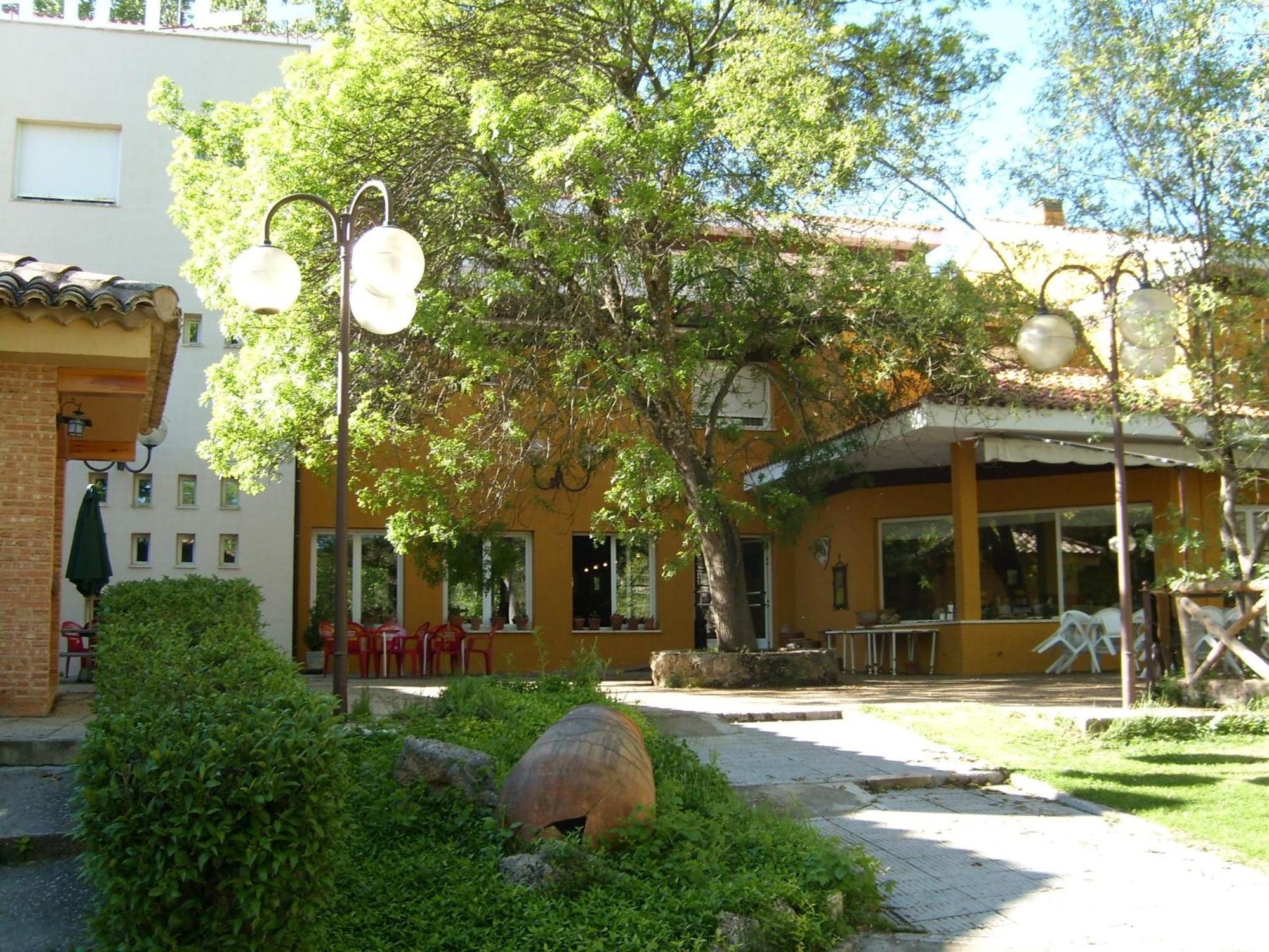 Hotel El Tablazo Villalba de la Sierra Buitenkant foto