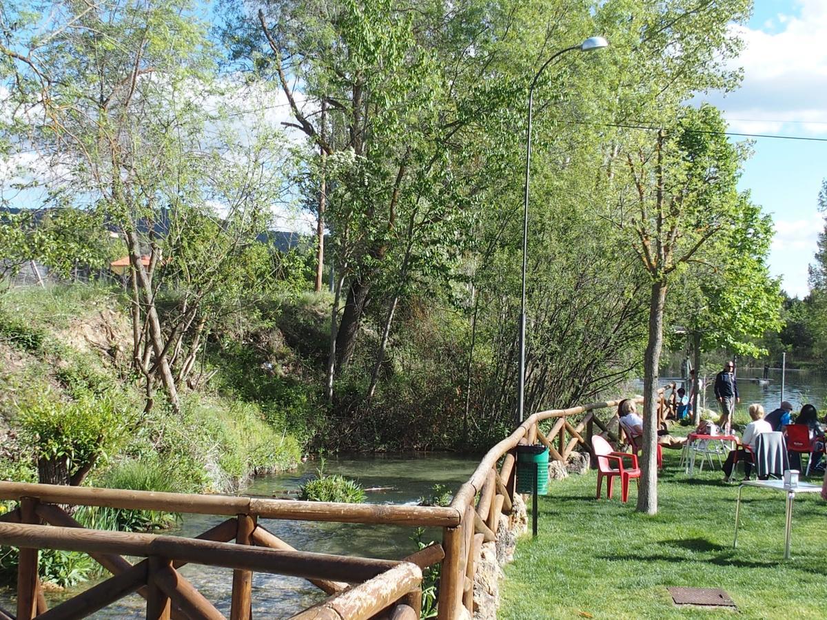 Hotel El Tablazo Villalba de la Sierra Buitenkant foto